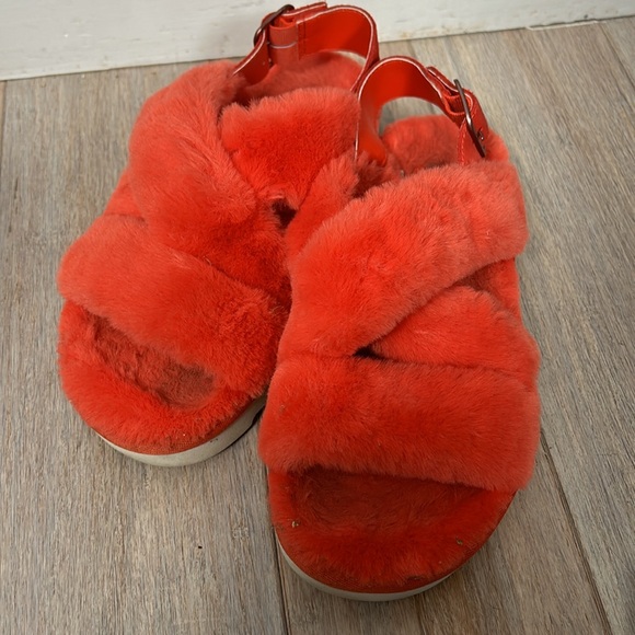 Koolaburra by UGG Women's Fuzz-ee Flat Sandal Slide 1117190 Feista red Size 6 - Picture 5 of 9
